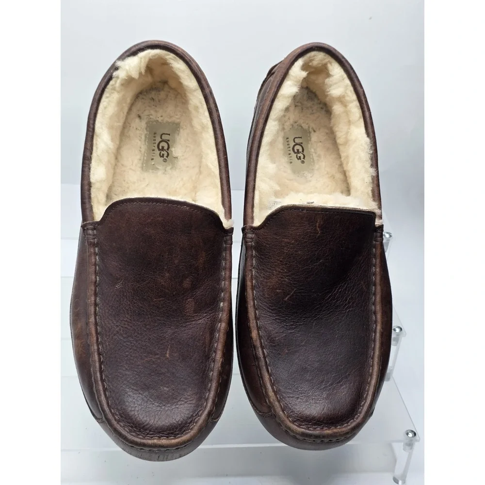 UGG Mens‎ Ascot Slipper Tan Leather Size 11 M Color Brown
